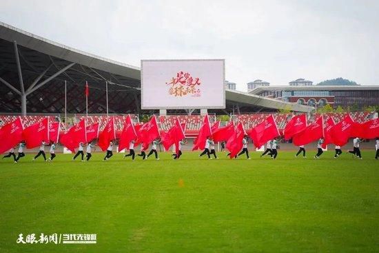 詹姆斯;曼高德透露电影即将开拍詹姆斯;莫里森詹姆斯;莫里森(1932 - 2020)被公认为英国最优秀的风景画家之一,英国皇室成员及《哈利波特》作者J.K.罗琳的家中都挂有其画作,其作品也被世界各地的博物馆及私人收藏家视为艺术珍品